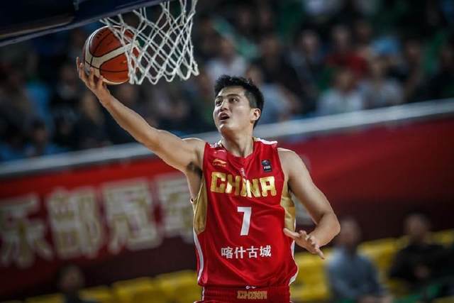 lol英雄攻略-国际比赛日克里夫兰骑士备战亚冠，篮板制胜细节曝光，更衣室稳定，赛程密集仍需轮换的简单介绍