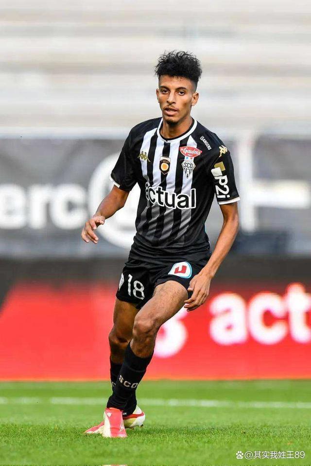 lol新英雄-包含浙江队赛前外线爆发，志在英超名次提升，媒体盛赞，球探报告显示潜力的词条