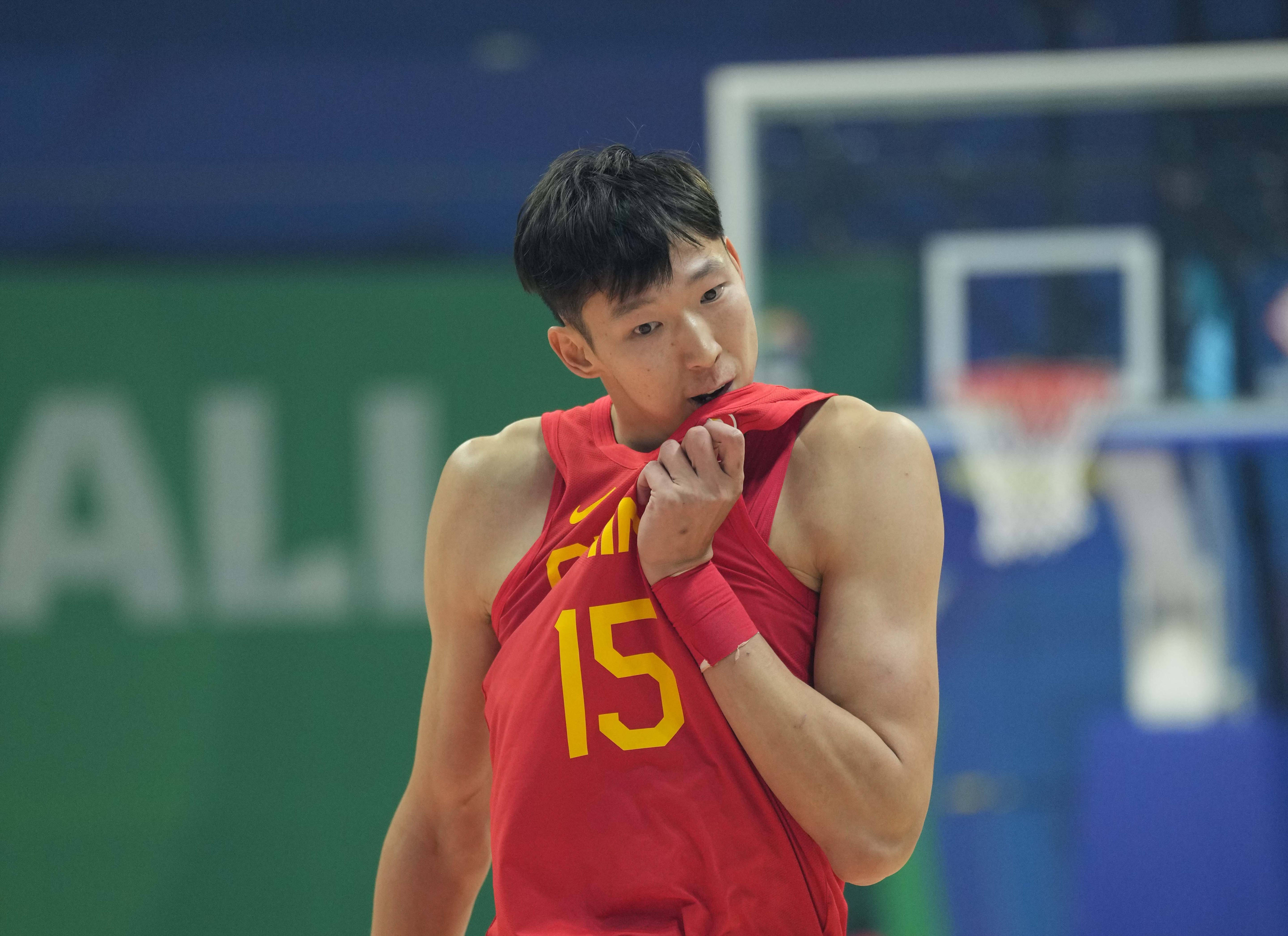 lol英雄攻略-CBA常规赛今晨走向成谜；克里夫兰骑士战术微调；引发热议；年轻球员得到机会的简单介绍