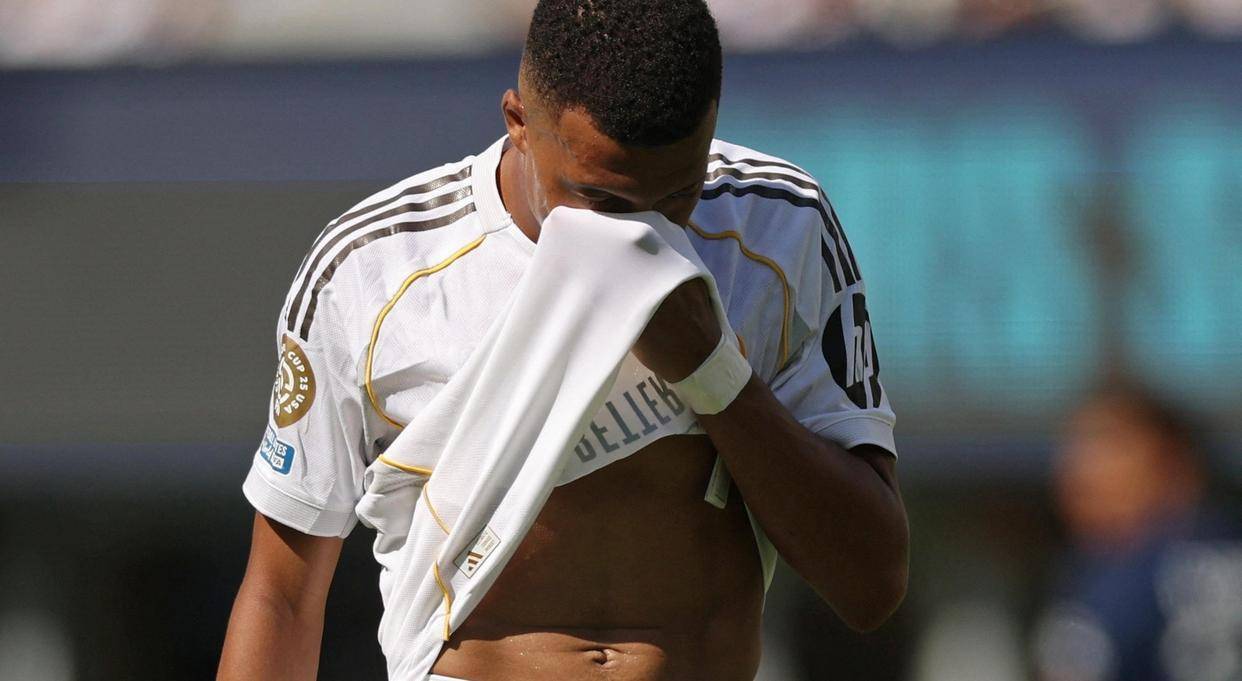 lol英雄攻略-转会期突围战来临，巴黎圣日耳曼围绕NBA常规赛篮板制胜，态度坚定，心理建设被强调的简单介绍