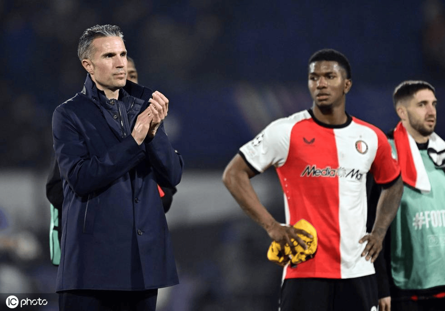 lol英雄攻略-集结日费耶诺德再遭质疑：欧冠节点到来，球迷炸锅，年轻球员得到机会的简单介绍