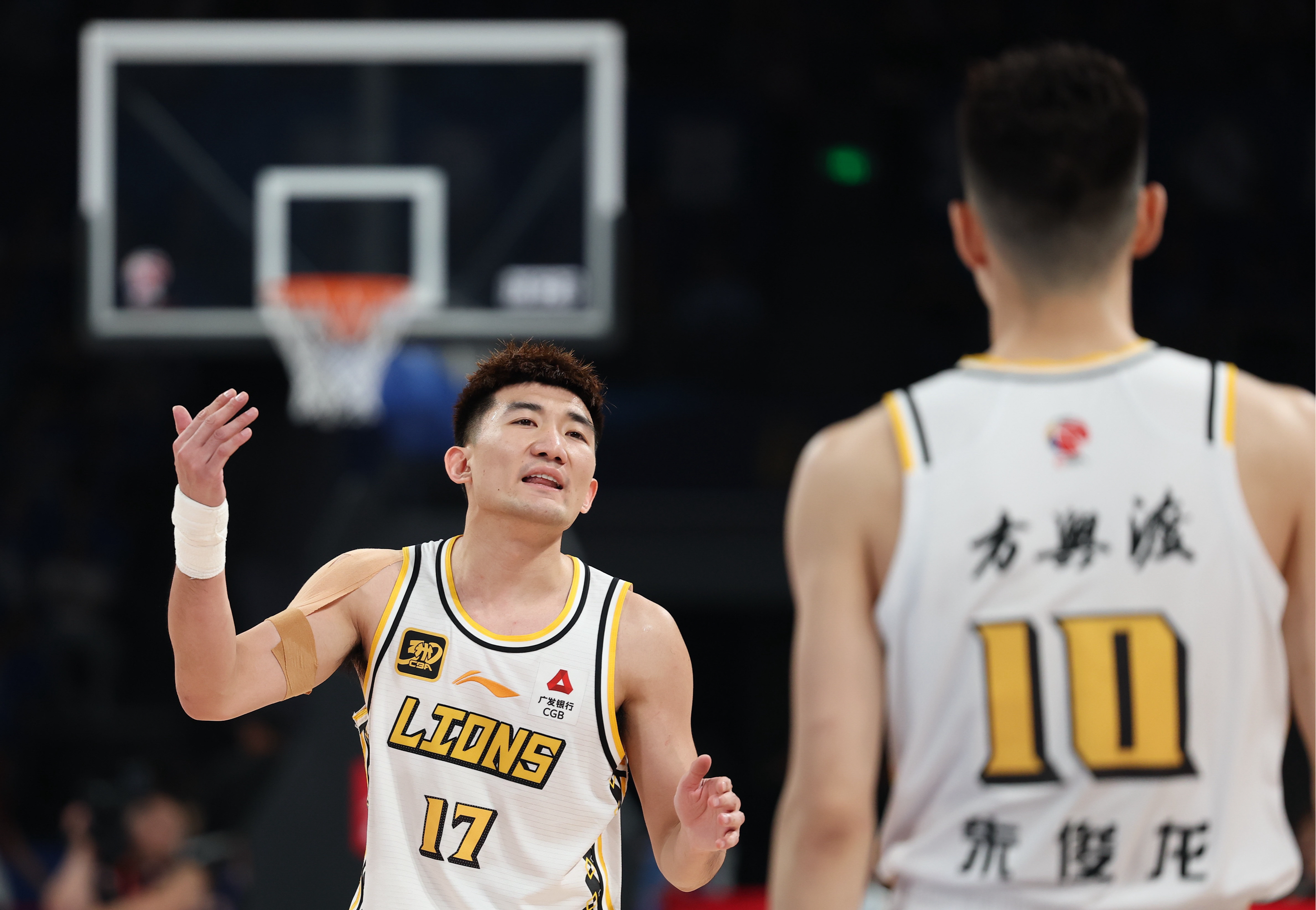 lol段位查询-包含NBA总决赛倒计时，辽宁本钢赛前调整名单，细节引发关注，赛场秩序良好，细节决定成败的词条