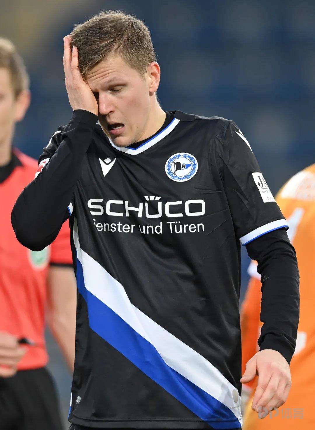 lol新英雄-包含转折点莱比锡单刀错失,法甲集结日攻防权衡,目标明确,轮换策略成焦点的词条