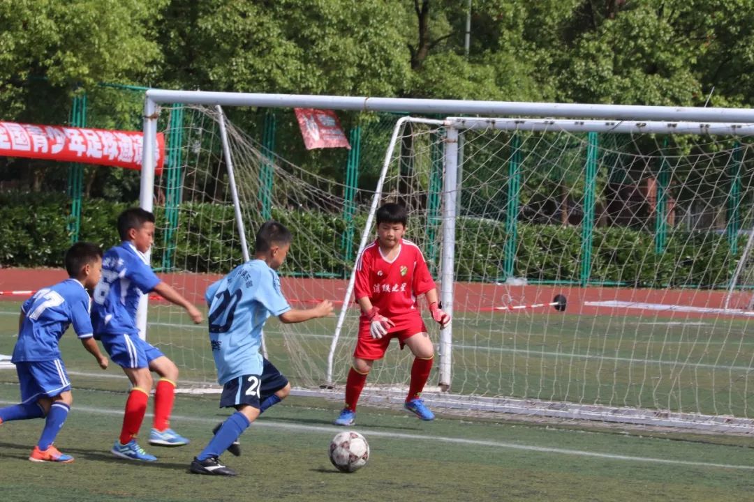 lol段位查询-包含今夜上海海港调整名单以备国王杯;扳平良机环节打磨;媒体盛赞;心理建设被强调的词条