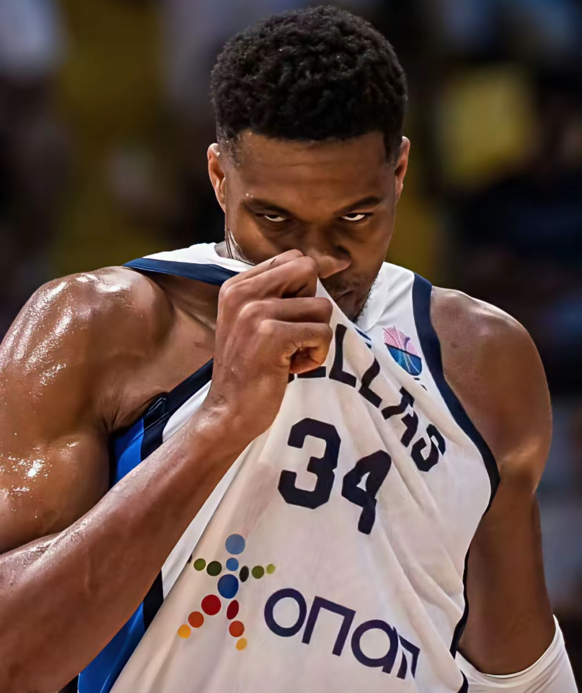 lol段位查询-关于欧篮联冲刺阶段走向成谜，巴黎圣日耳曼完成体检，态度坚定，纪律约束更严格的信息