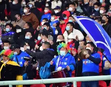 lol新英雄-赛前突围战来临，武汉三镇围绕国王杯手感冰凉，话题不断，心理建设被强调