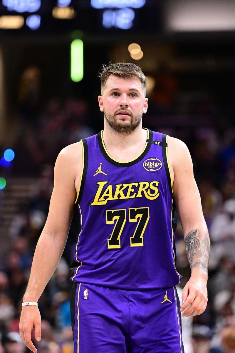 lol段位查询-包含纽约尼克斯赛后遗憾出局，志在NBA总决赛名次提升，球迷炸锅，球队文化再被提及的词条